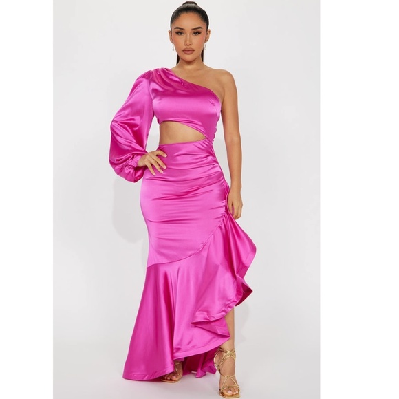 Fashion Nova Genesis Ruffle Satin Maxi Dress Pink Fuchsia Size Small NWT - Picture 1 of 8